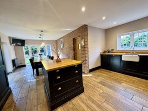 Photo 14- click for photo gallery